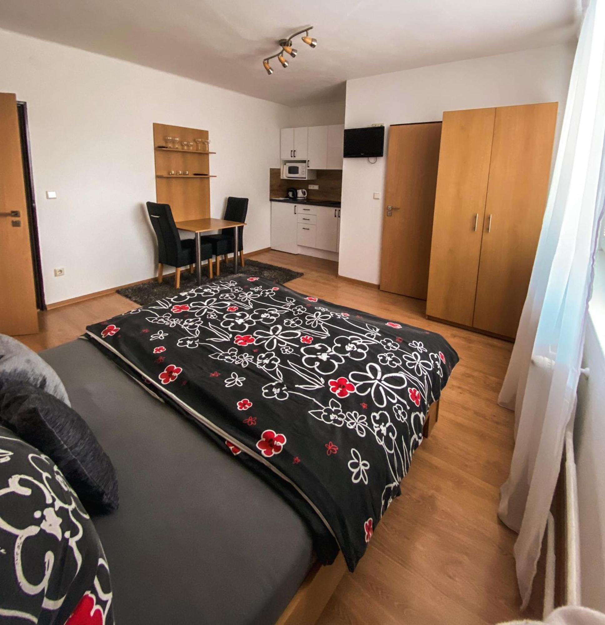 Apartmanovy Dom Adriana Apartment Zuberec Bagian luar foto